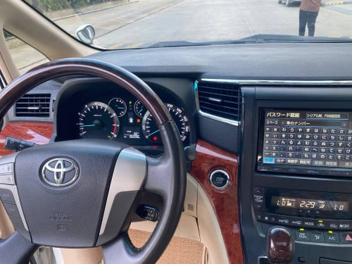Alphard 2013 បើកដំបូល VIP