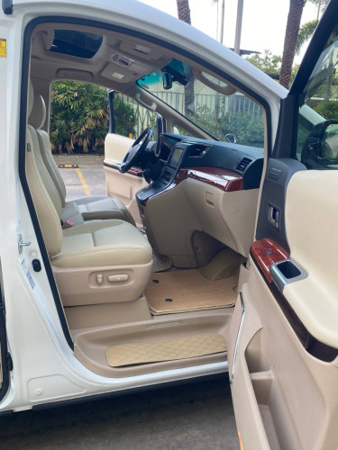 Alphard 2013 បើកដំបូល VIP