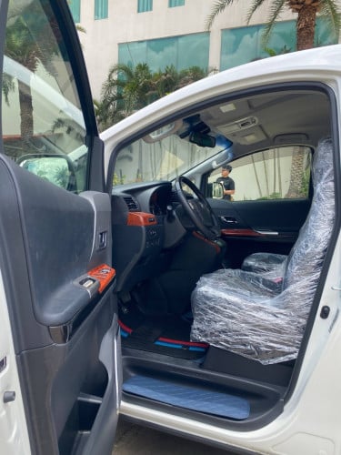 Alphard 2014 Auto3 VIP