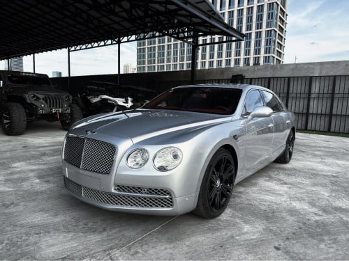 Bentley flying spur