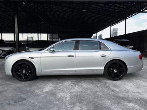 Bentley flying spur