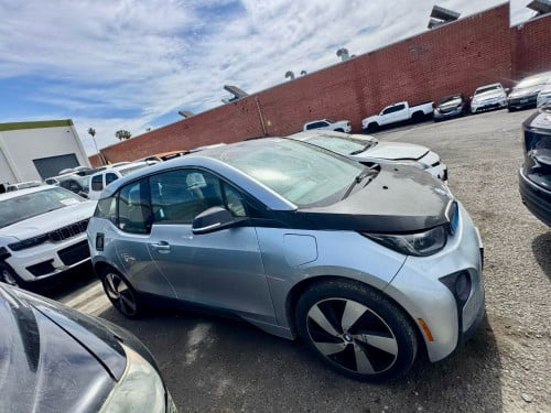 BMW I3 2015 Rex Full Option (EV+សាំង)7ម៉ឺនម៉ាយ