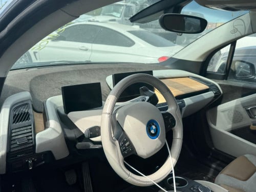 BMW I3 2015 Rex Full Option (EV+សាំង)7ម៉ឺនម៉ាយ
