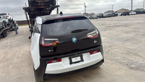 BMW I3 2015 Rex Top Option (EV+សាំង) 5ម៉ឺនម៉ាយ