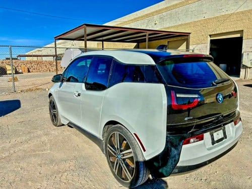 BMW I3 2015 Rex Top Option (EV+សាំង) 5ម៉ឺនម៉ាយ