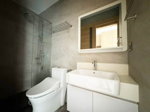 Cheap Price unit at The View Residence BKK1