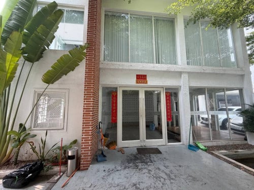 Commercial House for Rent near Royal Palace – Daun Penh