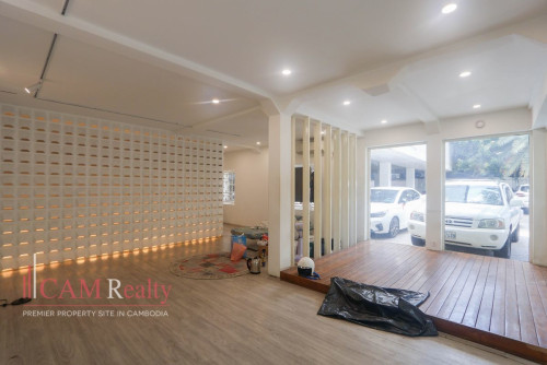 Commercial Villa For Rent in Chakto Mukh