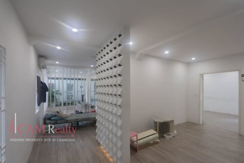 Commercial Villa For Rent in Chakto Mukh