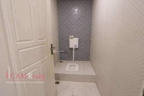 Commercial Villa For Rent in Chakto Mukh