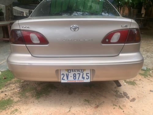 Corolla ឆ្នំា20000 លក់