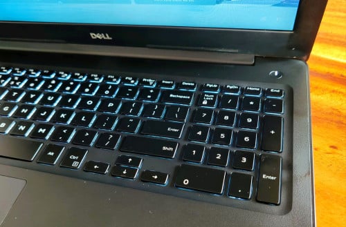 Dell Latitude​ 3590