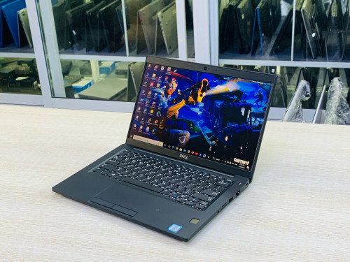 Dell Latitude 7390 13”FHD Key Light 💡