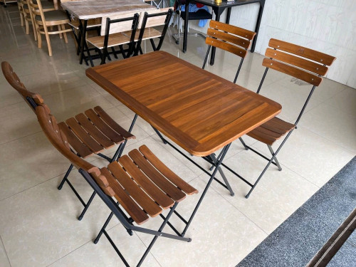 Dining table set
