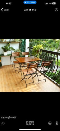 Dining table set