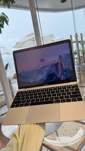 For Sale: MacBook (Retina, 12-inch, 2017)