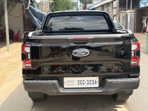 Ford 2025 មហាថ្មី