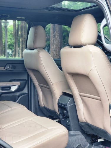 Ford Everest Titanium 2023 អត់បាញ់ធានា