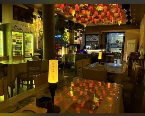 Fully Furnished restaurant shop for rent in BKK1