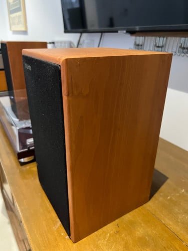 Harberth bookshelf speaker 1250 usd