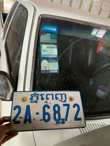 Hilux ឆ្នាំ1989 រៀបហេីយ អត់មានពេលជិះ ឯកសារគ្រប់ ផុតឆៀក
