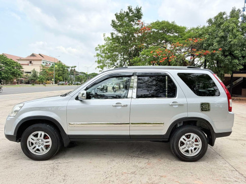 Honda CRV ឆ្នាំ2002 p1 full បើកដំបូល