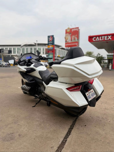 Honda goldwing 1800