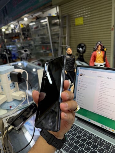 Huawei P30 128G Ram8G Sim2 Global សានុំស្រុីនស្ទើរតួរ
