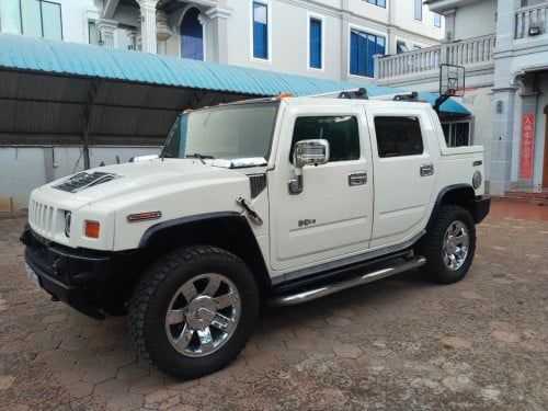 Hummer សម្រាប់លក់ក្នុងតម្លៃ 18000$