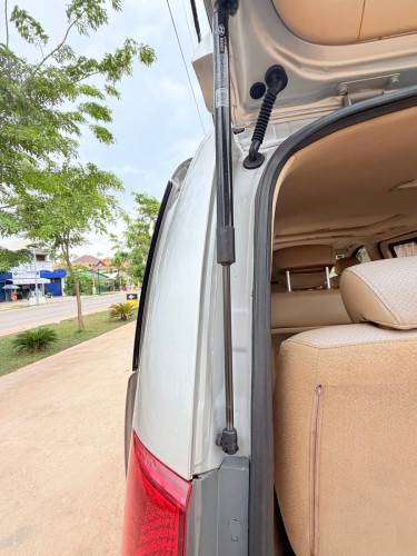 Hyundai Starex 09 HVX full option