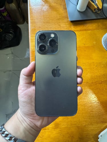 iPhone 13 Pro