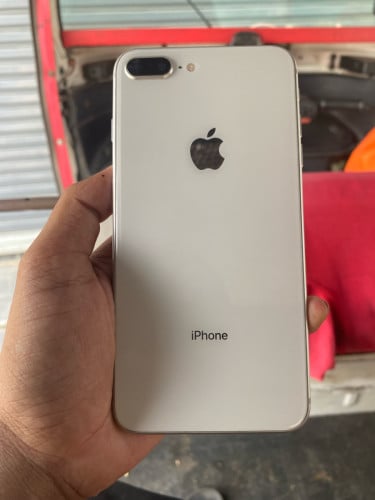 iphone 8 plus LL 64  បាយផាយ ប្រើ sim wifi បានធម្មតា