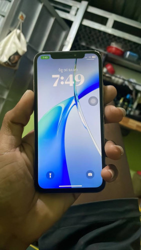 iPhone X ស្អាត់99%នៅស្នុំស៊ីន