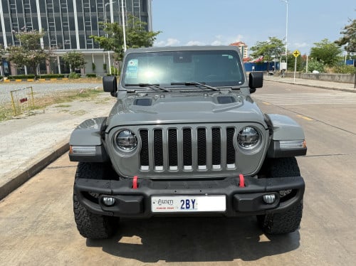 Jeep Rubiconឆ្នាំ2020 ពណ៍ស៊ីម៉ង