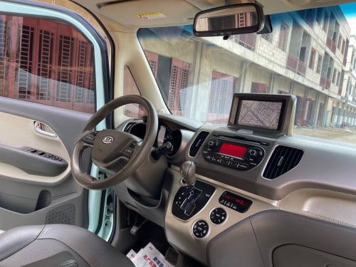 Kia 2012 Full option