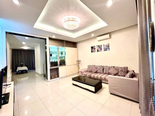 LA for rent in in Borey Peng Huoth Street 598