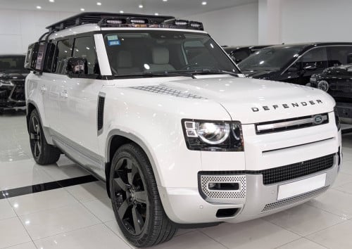 Land Rover Denfender P400 First Edition 2023 តួវែង