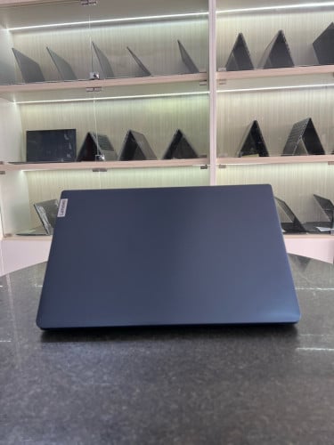 Lenovo 1-15AMN7 (New in box)