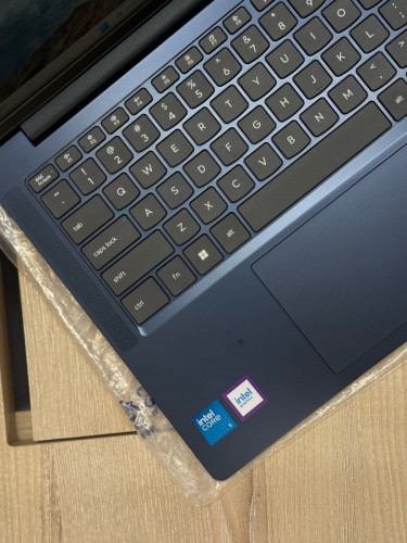 Lenovo Slim3 14IRH10R Core5 8G-512G New