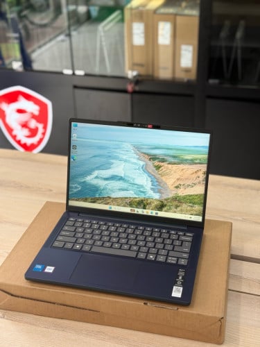 Lenovo Slim3 14IRH10R Core5 8G-512G New