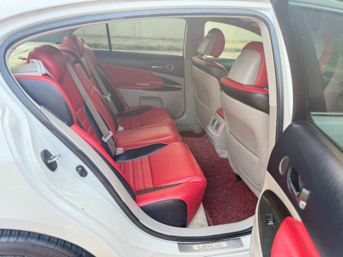 LEXUS GS300 ឆ្នាំ2006 ប៉ុង2 FULL Option-ពណ៌គុជខ្ចងបងៗ.