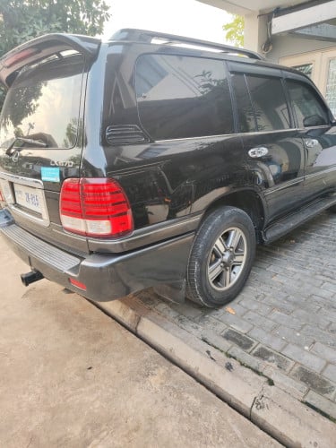 Lexus LX470 03 Full (ម៉ាស៊ីនស្ងាត់ល្អ មានចាប់សត្វ)