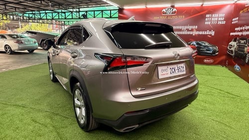 Lexus NX 200T