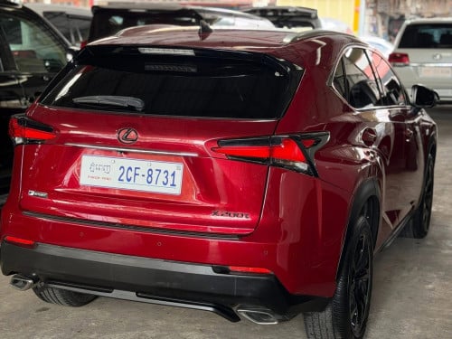 Lexus NX200T ឆ្នាំ2015 F-Sport ម្ចាស់ដើមទី1ទឹកថ្នាំហ្ស៊ីន1ជុំ មហាថ្មី
