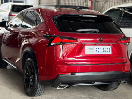 Lexus NX200T ឆ្នាំ2015 F-Sport ម្ចាស់ដើមទី1ទឹកថ្នាំហ្ស៊ីន1ជុំ មហាថ្មី