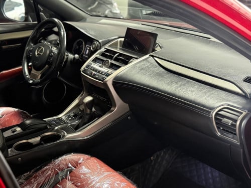 Lexus NX200T ឆ្នាំ2015 F-Sport ម្ចាស់ដើមទី1ទឹកថ្នាំហ្ស៊ីន1ជុំ មហាថ្មី