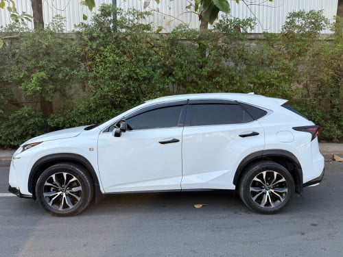 Lexus NX200t F-Sport