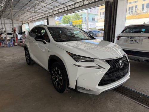 Lexus Nx200t White 2017 F-Sport ប៊ូតុង៤ ប៉ុង ១ 😍
