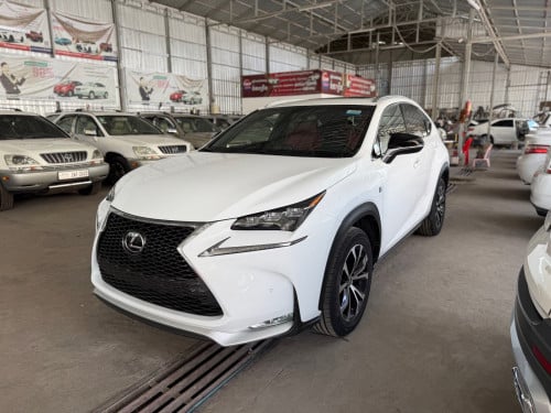 Lexus Nx200t White 2017 F-Sport ប៊ូតុង៤ ប៉ុង ១ 😍