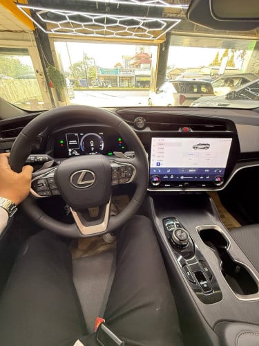 LEXUS RZ450e EV 2023